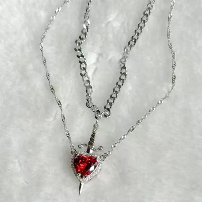 Amour Éternale Heart & Dagger Necklace Set